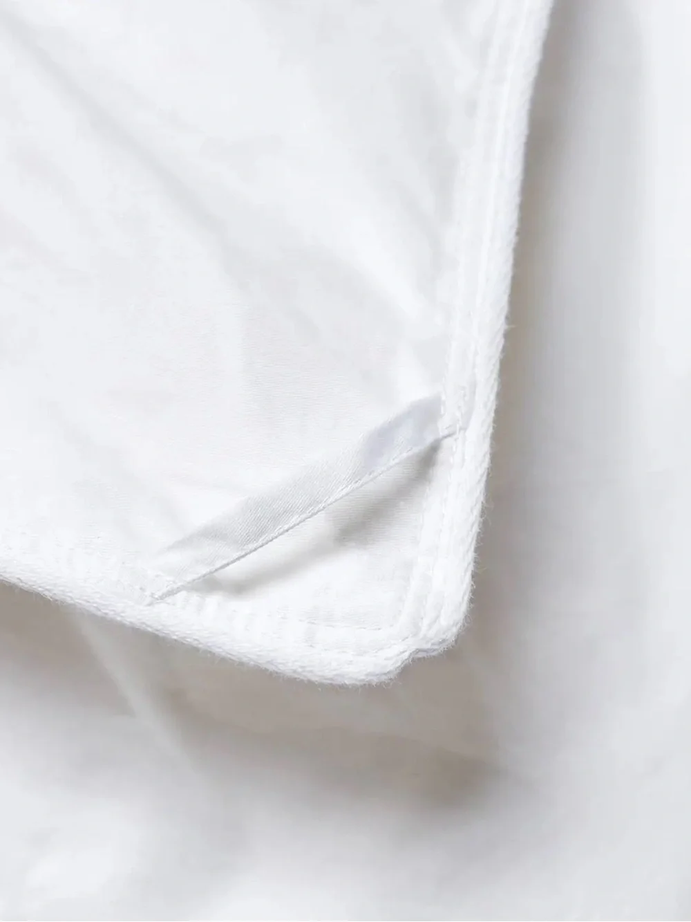 NWT - Quince Down Alternative All Season Duvet Insert - King/Cal King